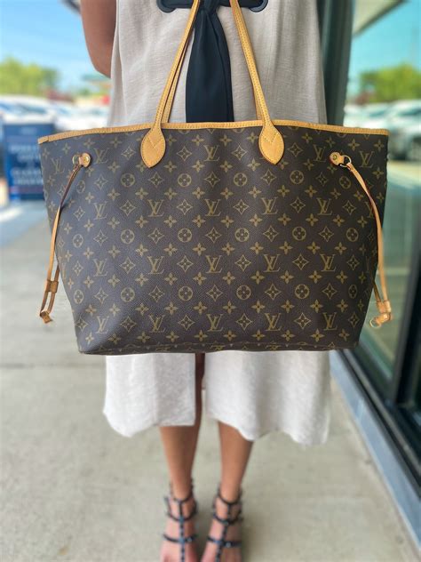 m40780 louis vuitton|Louis Vuitton neverfull totes.